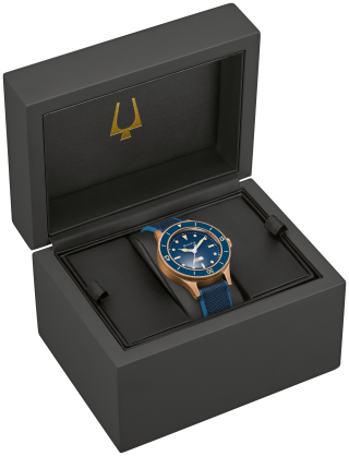 98A325 Men's Archive Watch