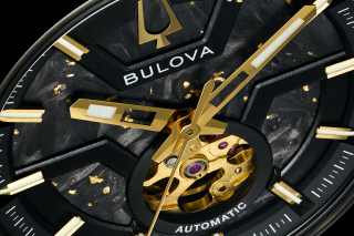 98A340 Men's Classic Watch