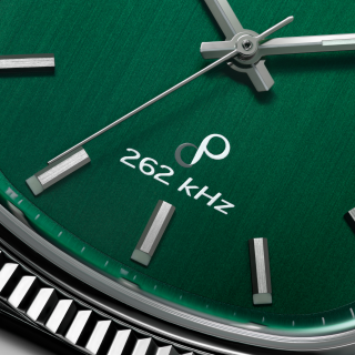 96B439 Men's Super Seville Watch